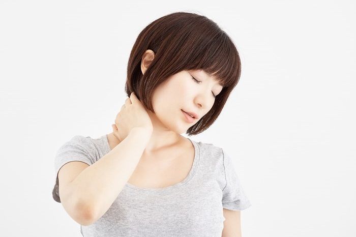 首